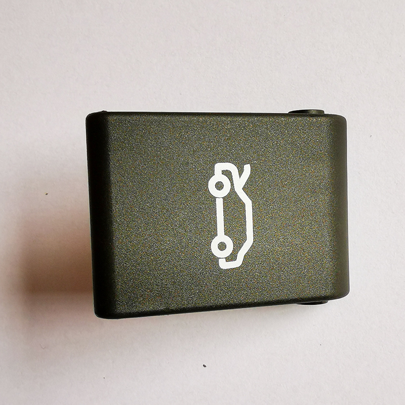 红旗引擎盖开启手柄